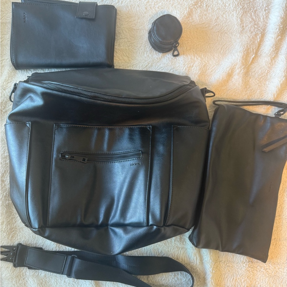 Fawn Design Diaper Bag Set Black Leather Bag with Zipper